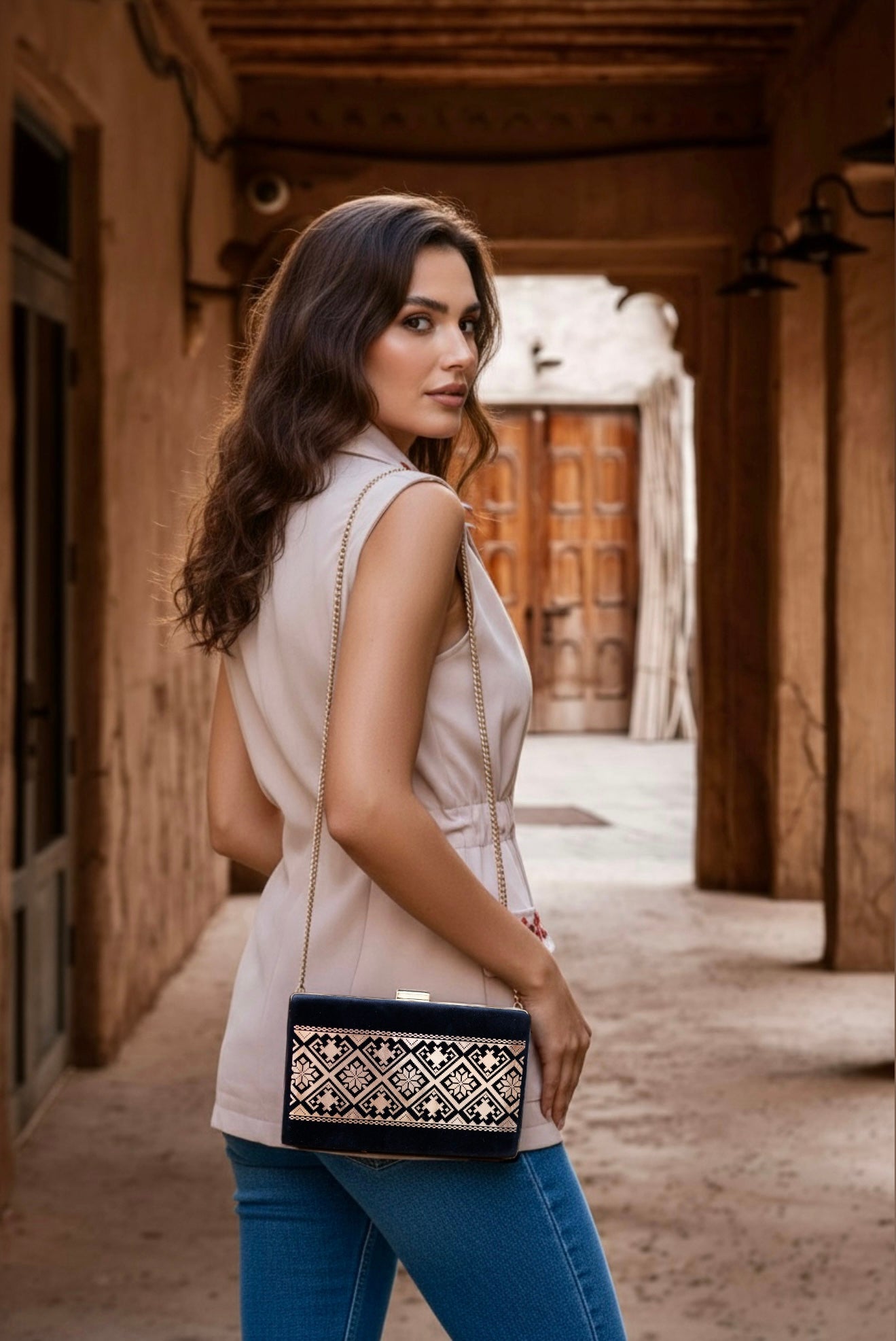 Timeless Tatreez Clutch