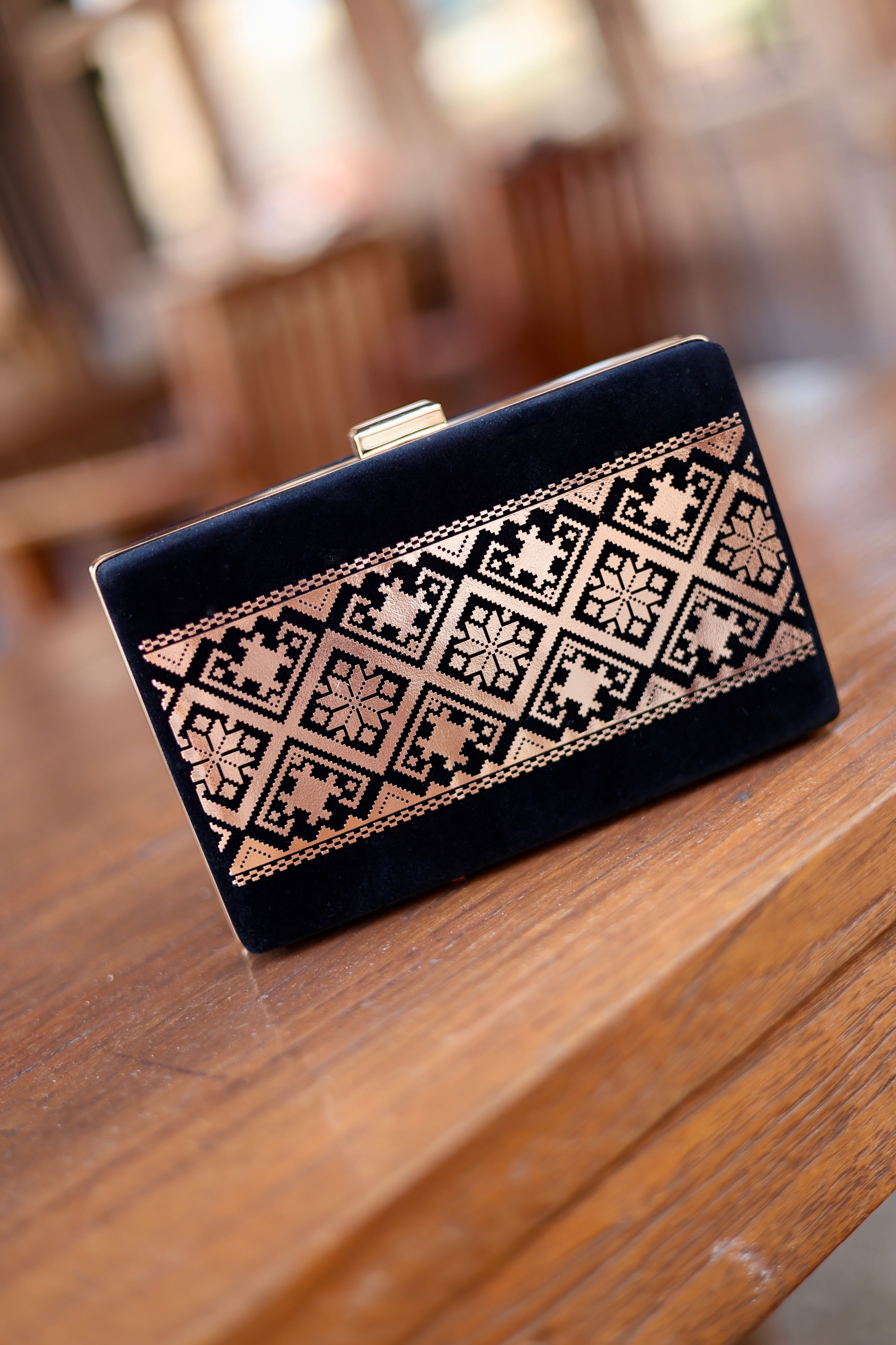 Timeless Tatreez Clutch